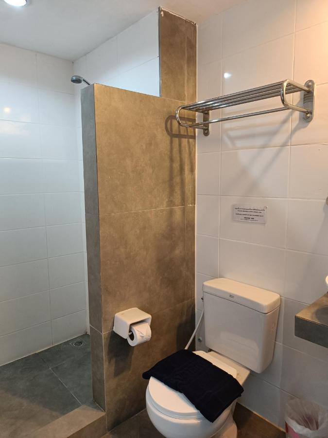 Noble House Patong Hotel Exterior foto